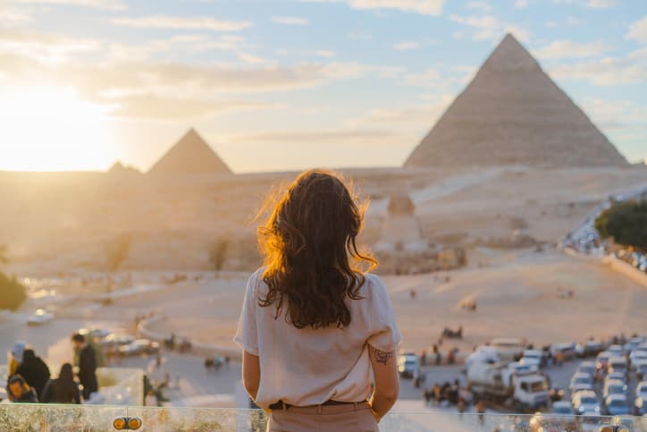 Mulher nas Pirâmides Mulher nas Pirâmides