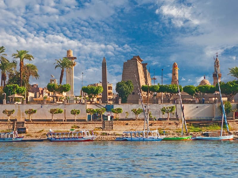 río nilo en Luxor río nilo en Luxor